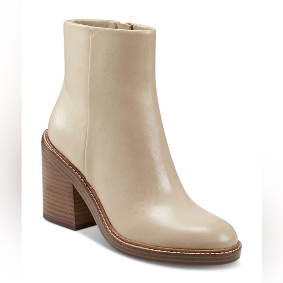 Marc Fisher Shoes - 🍂🖤MARC FISHER HALEENA BOOTIE🍂🖤